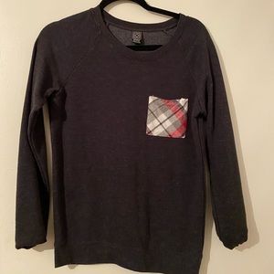 Grey sweatshirt